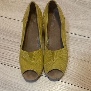 Toms Mustard Yellow Peep-Toe Espadrilles